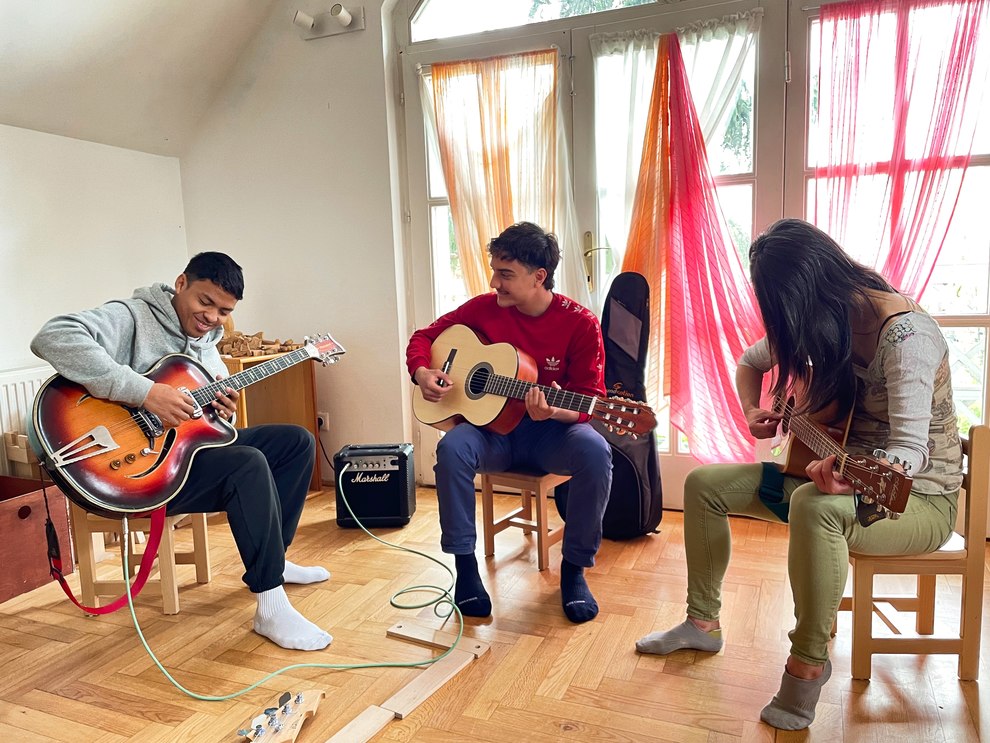 free guitar lesson budapest